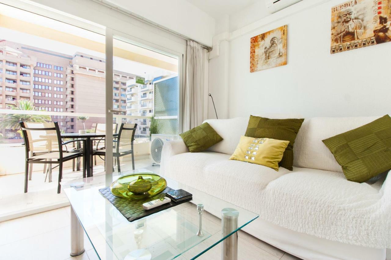 Hotel Apartamento Pyr Fuengirola Private Sunny Pool Side Esterno foto