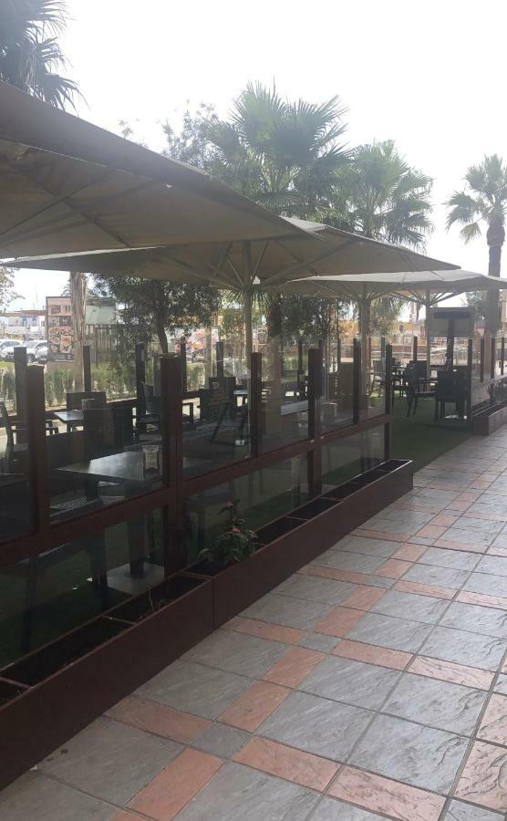 Hotel Apartamento Pyr Fuengirola Private Sunny Pool Side Esterno foto